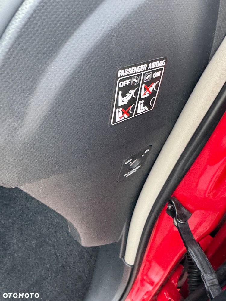 Toyota Yaris 1.33 Luna - 22