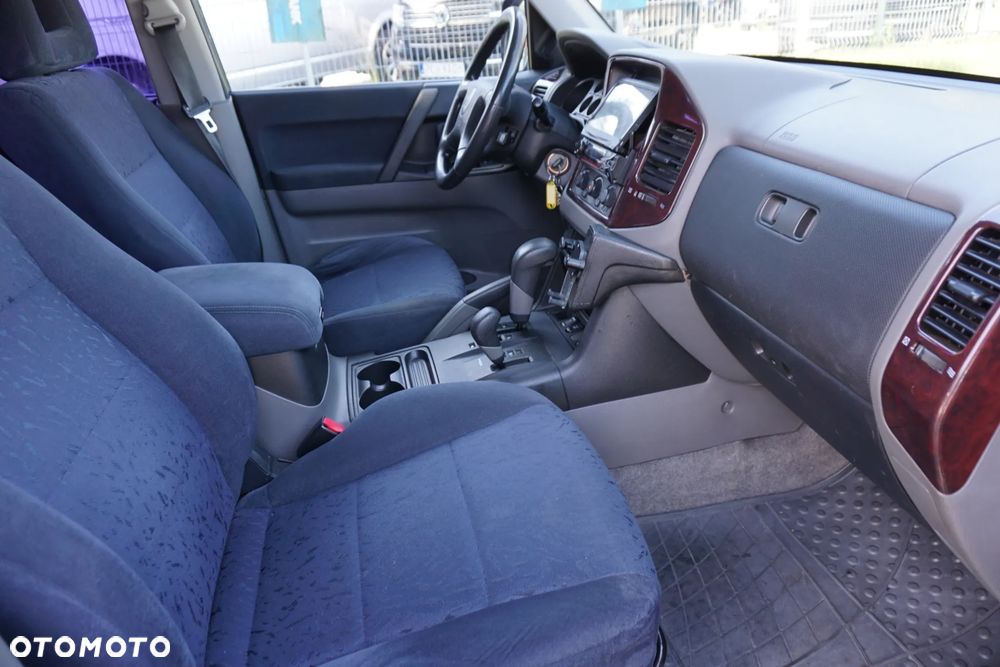Mitsubishi Pajero 3.2 DID 7os (lea) - 17