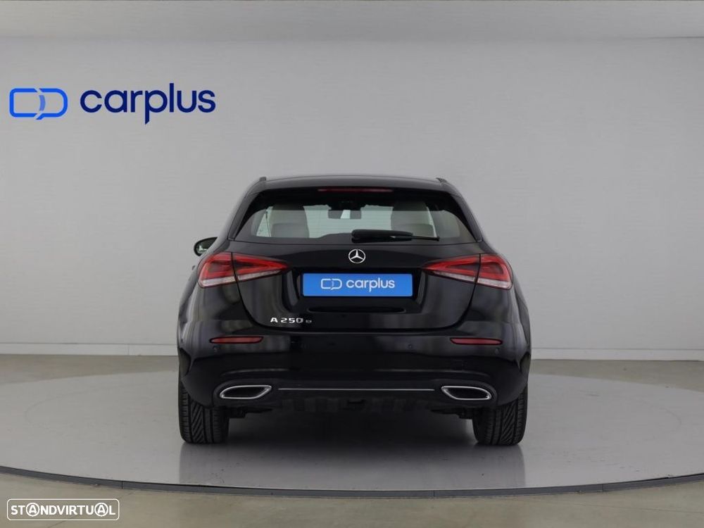 Mercedes-Benz A 250 e Progressive - 6
