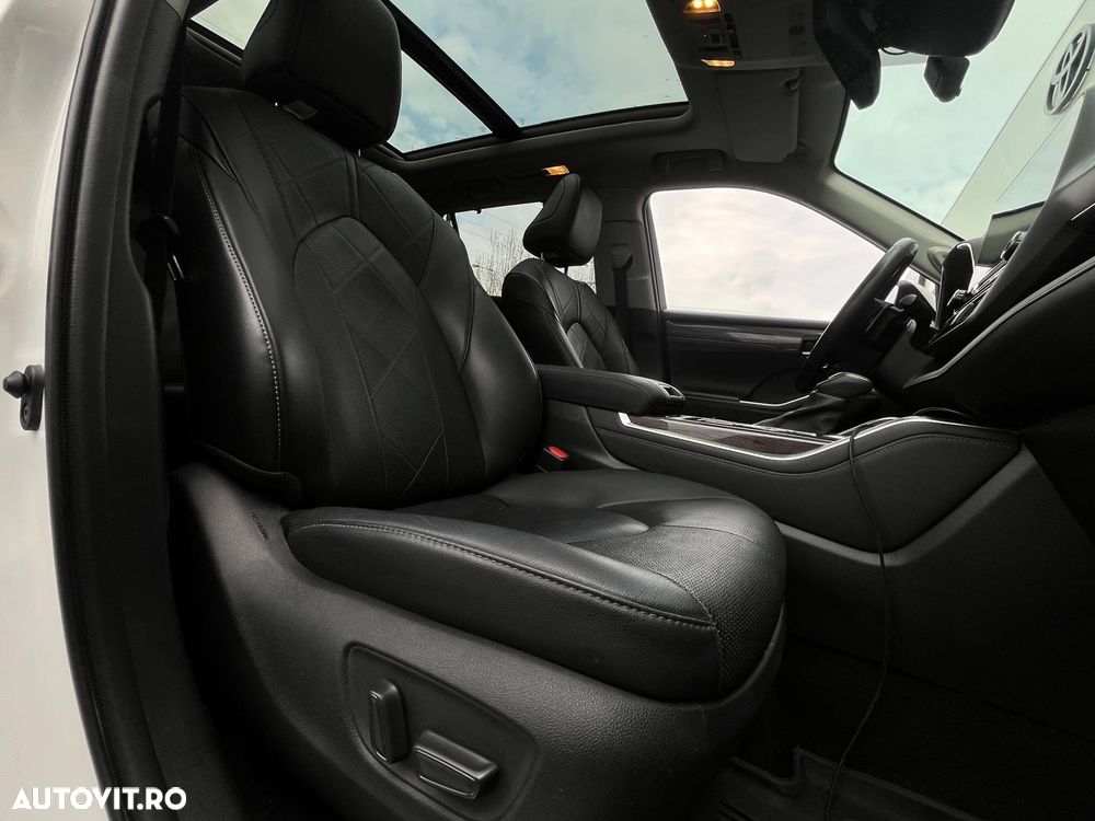 Toyota Highlander 2.5 L Dynamic Force 248CP Luxury Pearly - 15