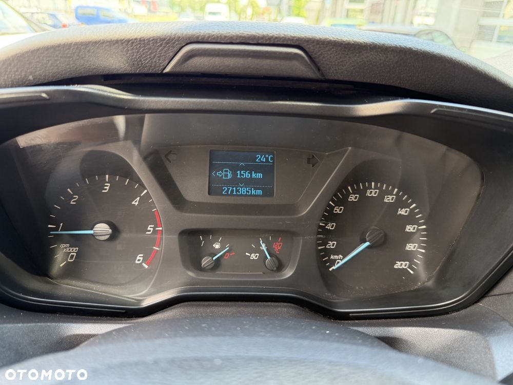 Ford Transit - 12