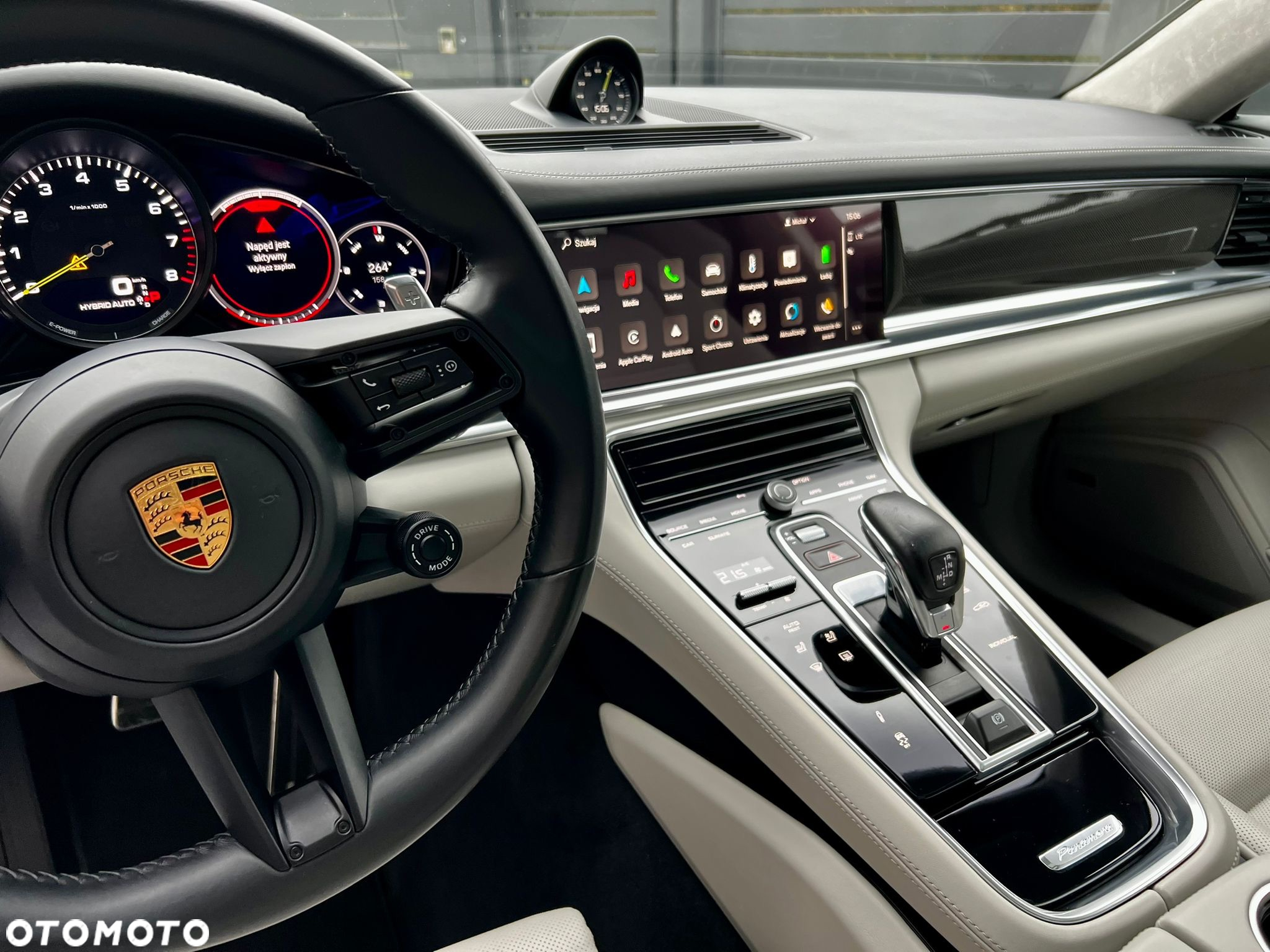 Porsche Panamera 4 E-Hybrid Platinum Edition - 8