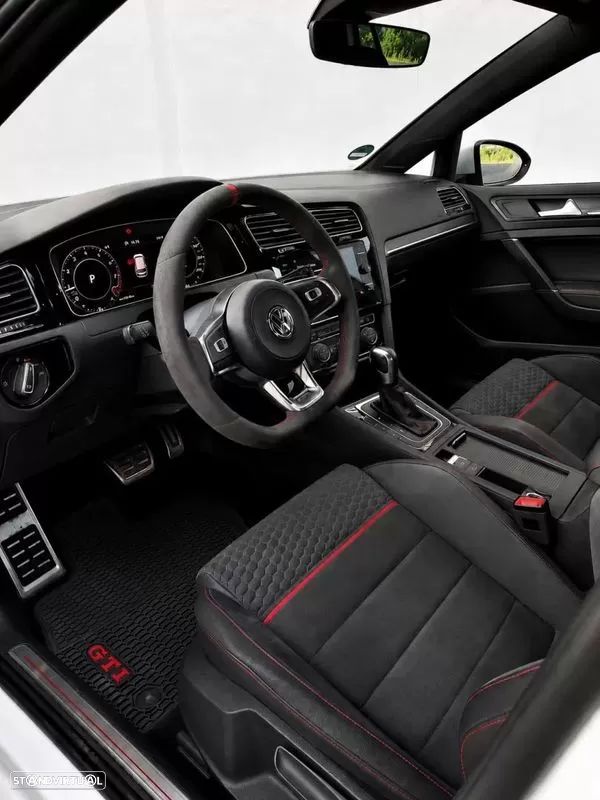 VW Golf GTI 2.0 TSI OPF DSG Performance - 10