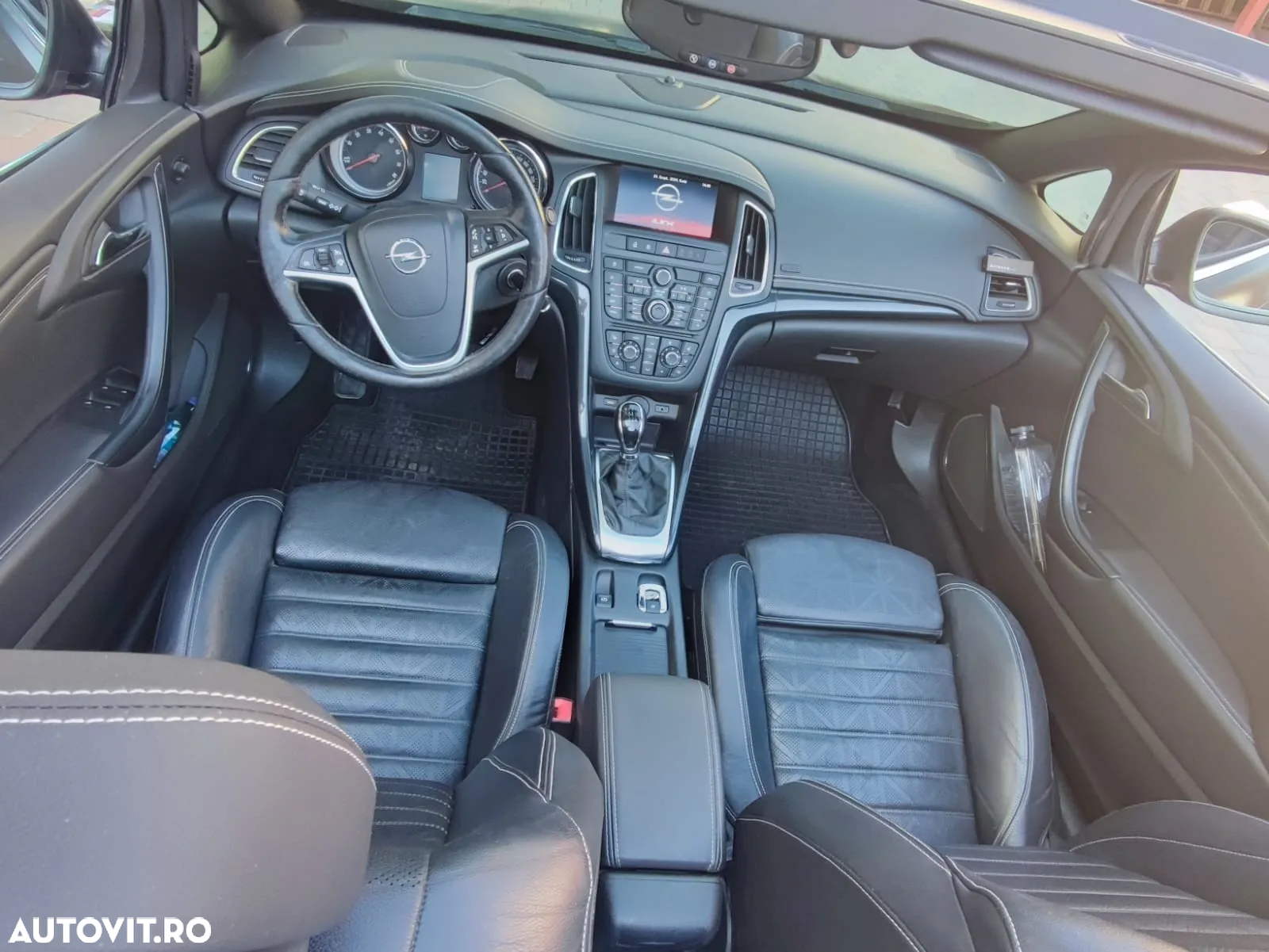Opel Cascada 1.6 Turbo ECOTEC Start/Stop Cabriolet - 9