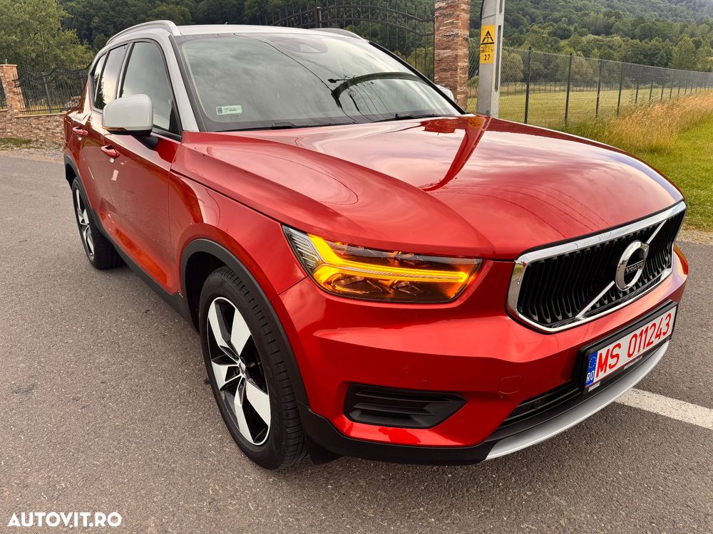 Volvo XC 40 D4 AWD Geartronic Momentum Pro - 2