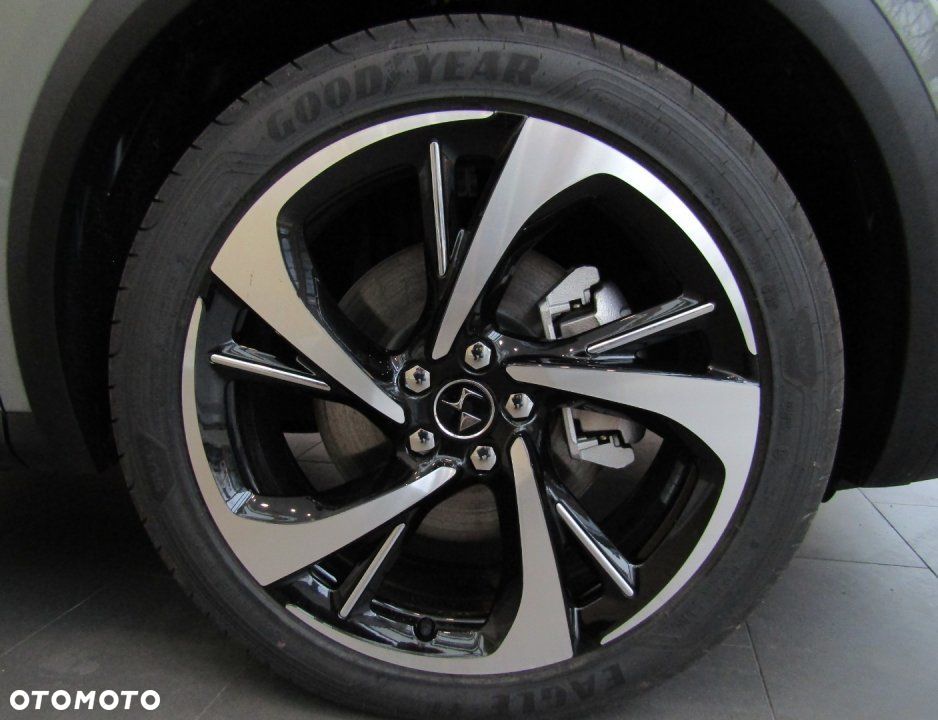 DS Automobiles DS 7 Crossback - 15