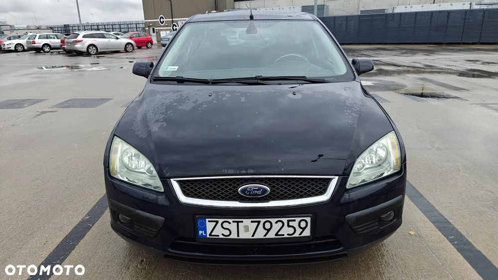 Ford Focus 1.6 Ghia - 5
