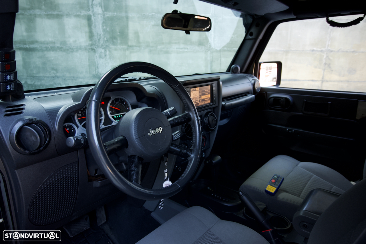 Jeep Wrangler Unlimited 2.8 CRD ATX Sahara Limited - 20