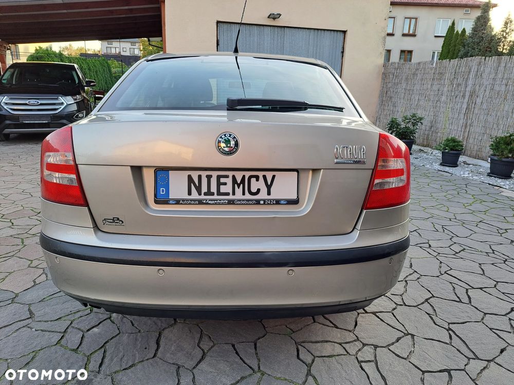 Skoda Octavia - 8