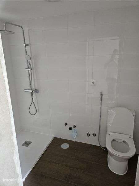 Aluga-se espaço comercial - Grande imagem: 4/4