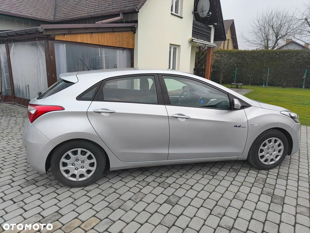 Hyundai i30 1.4 Trend - 8