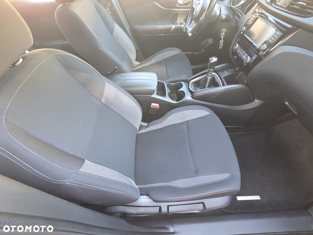 Nissan Qashqai - 24