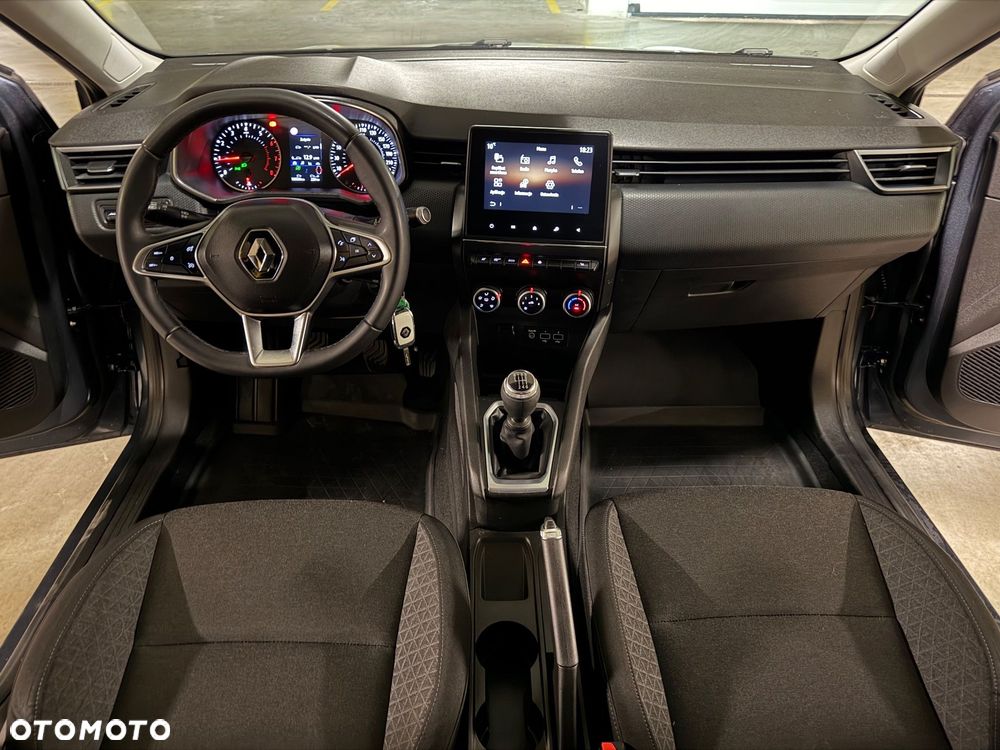 Renault Clio - 13