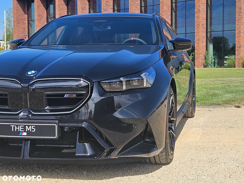 BMW M5 xDrive - 8