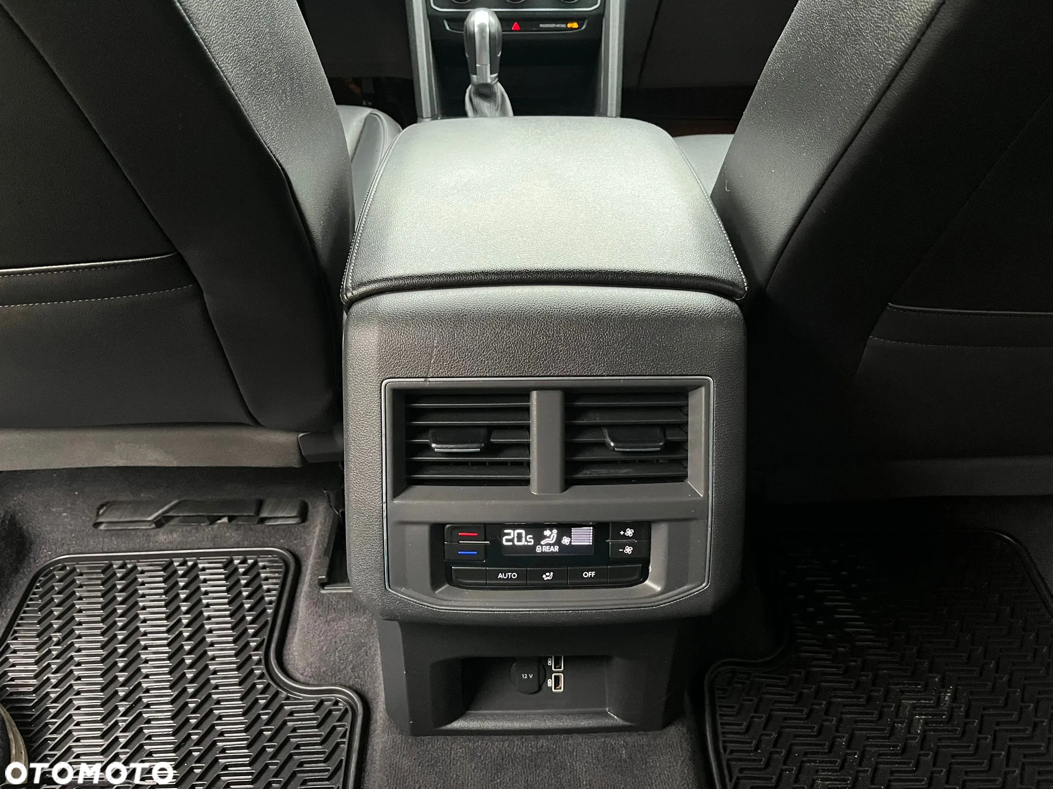 Volkswagen Atlas - 9