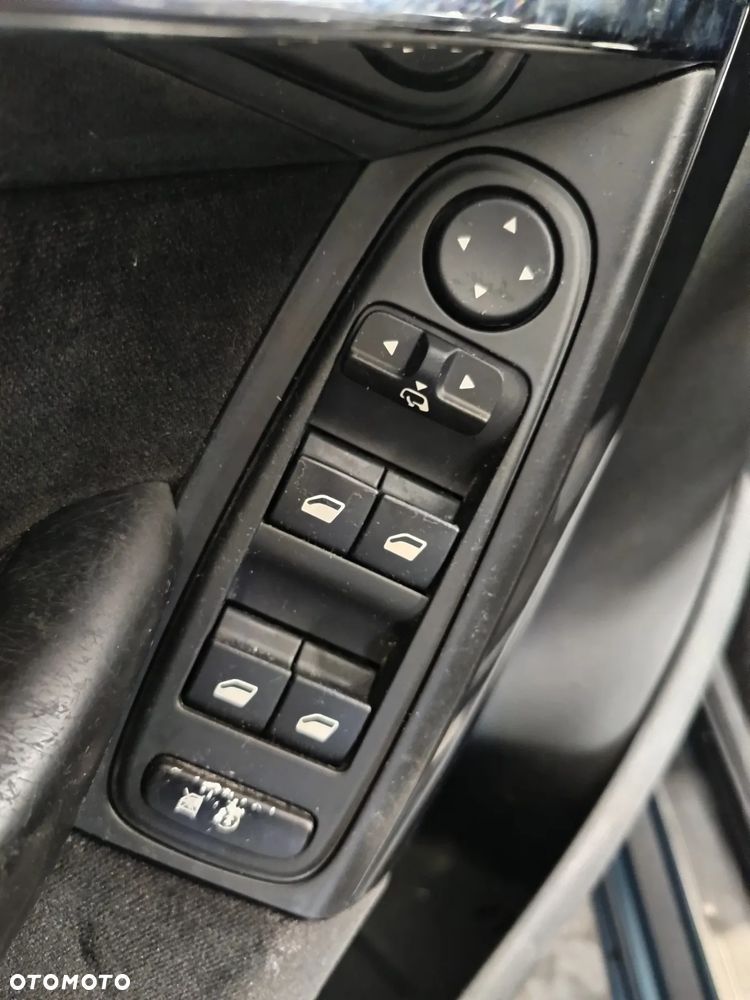 Citroën C4 THP 155 EGS6 Exclusive - 30