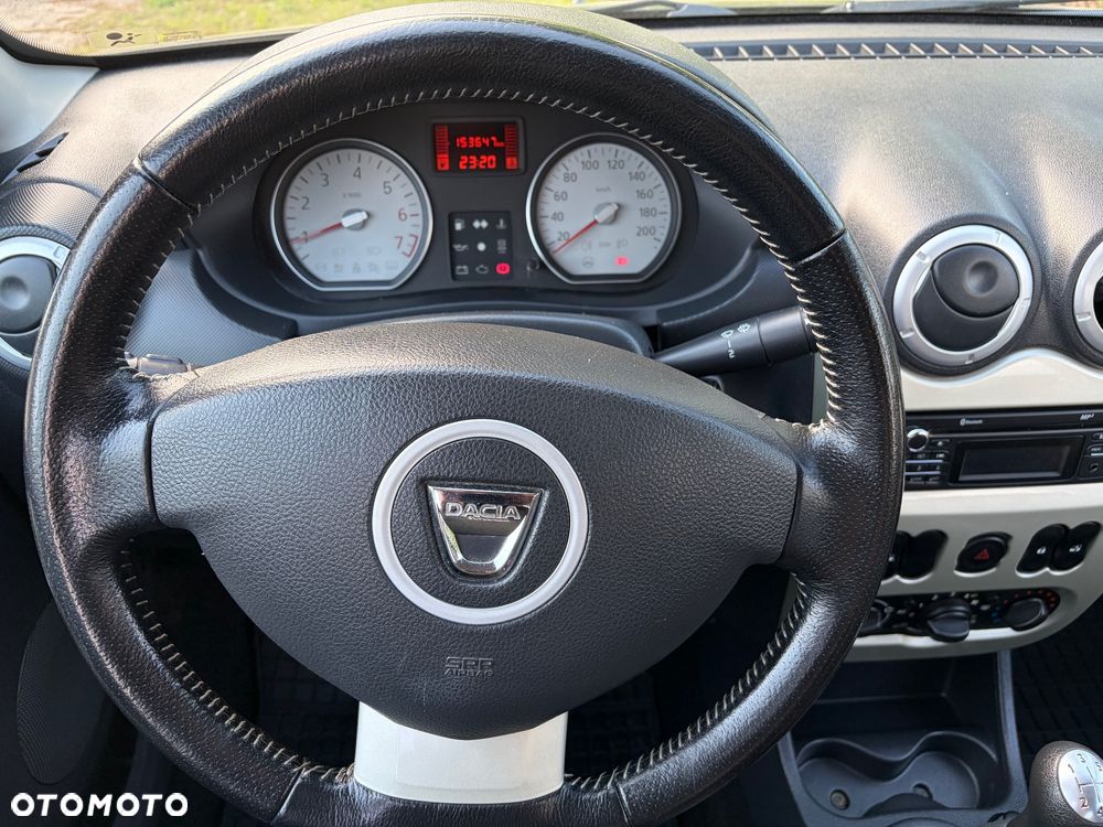 Dacia Sandero 1.2 16V 75 Laureate - 16