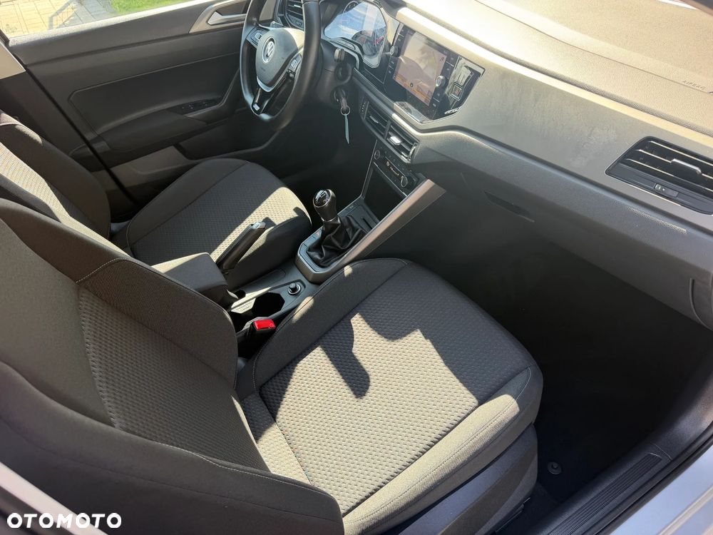 Volkswagen Polo - 13