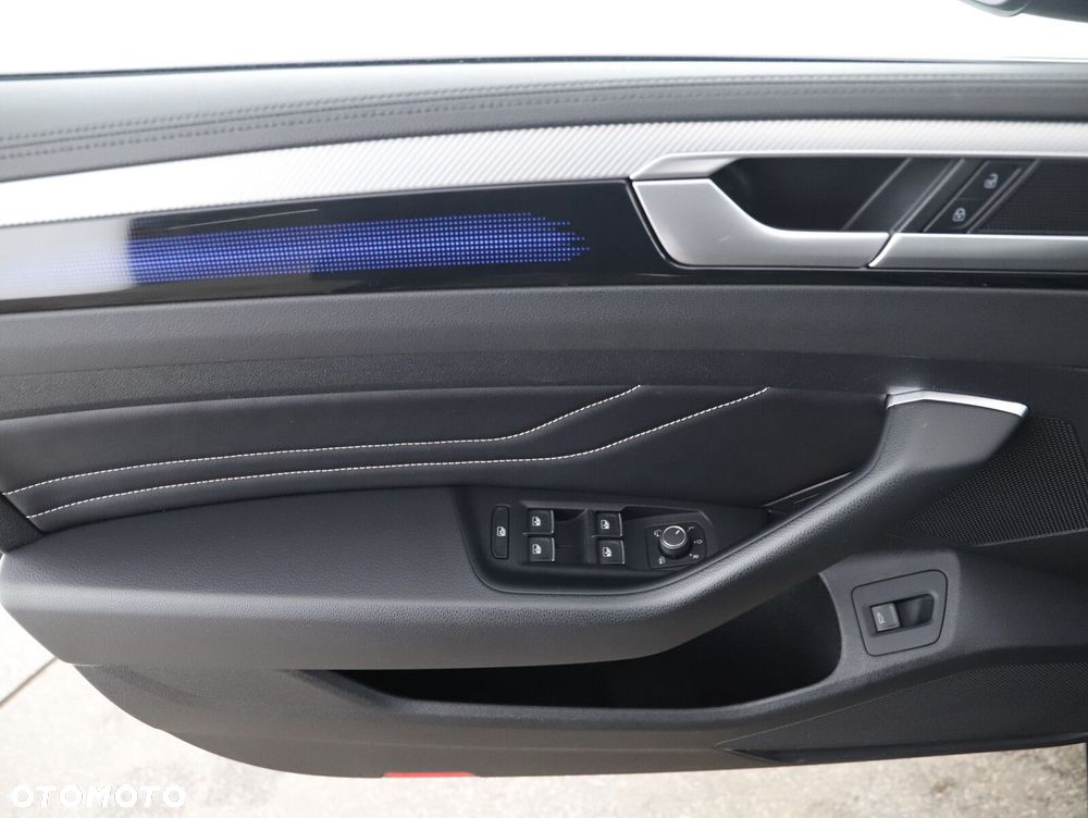 Volkswagen Arteon Shooting Brake 2.0 TDI 4Motion R-Line DSG - 22