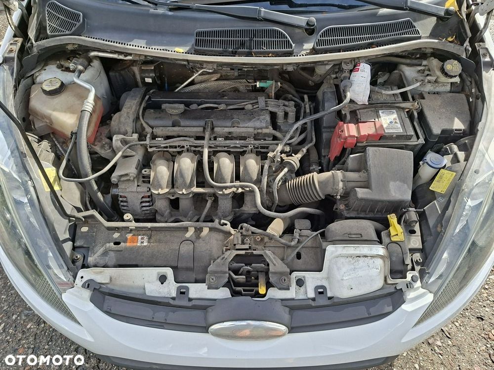 Ford Fiesta 1.25 Trend - 28