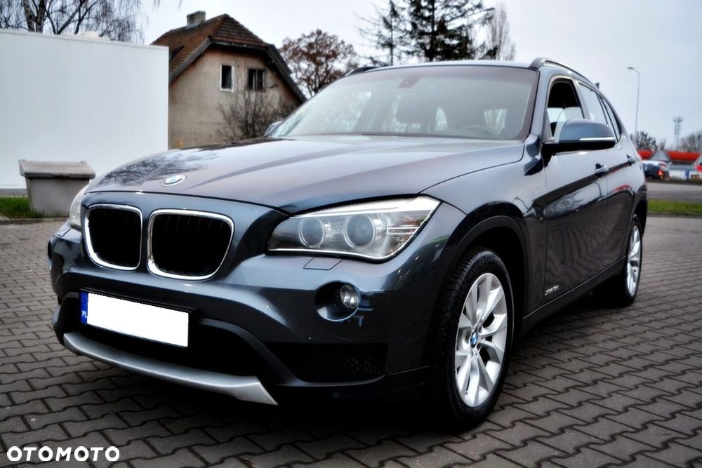 BMW X1 xDrive18d xLine - 15