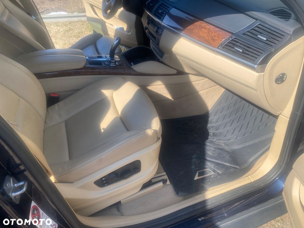 BMW X6 - 8