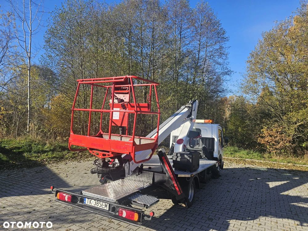 Nissan Cabstar. Podnośnik koszowy. 18m . 12m w bok . Sterowanie hydrauliczne. UDT do 10.2026 - 14