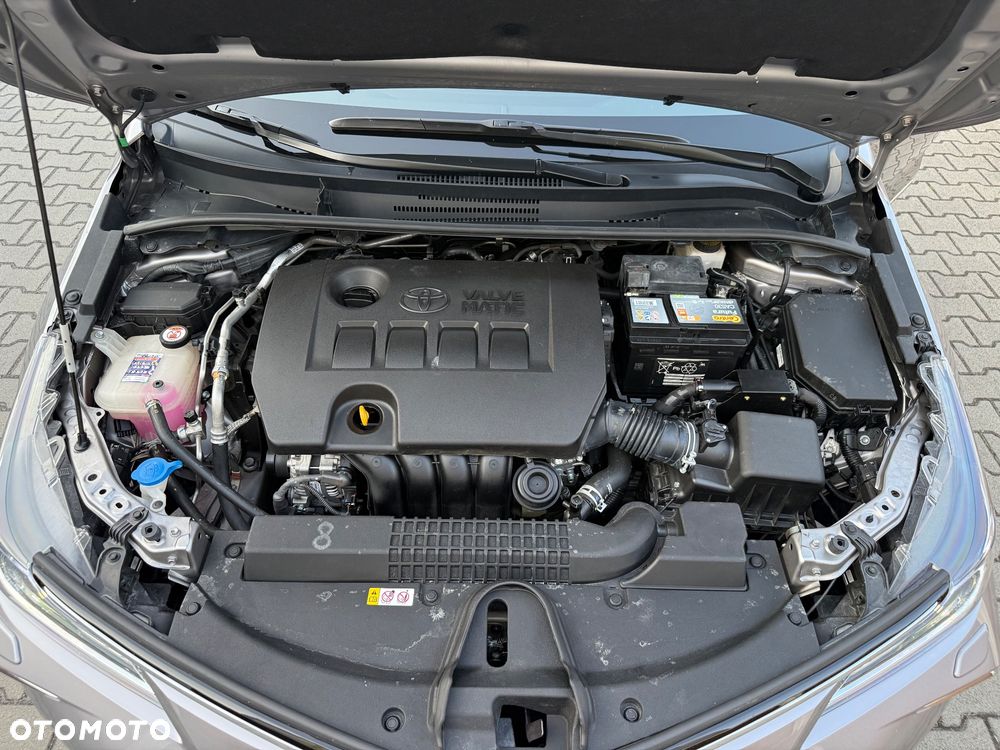Toyota Corolla 1.6 Executive MS - 37