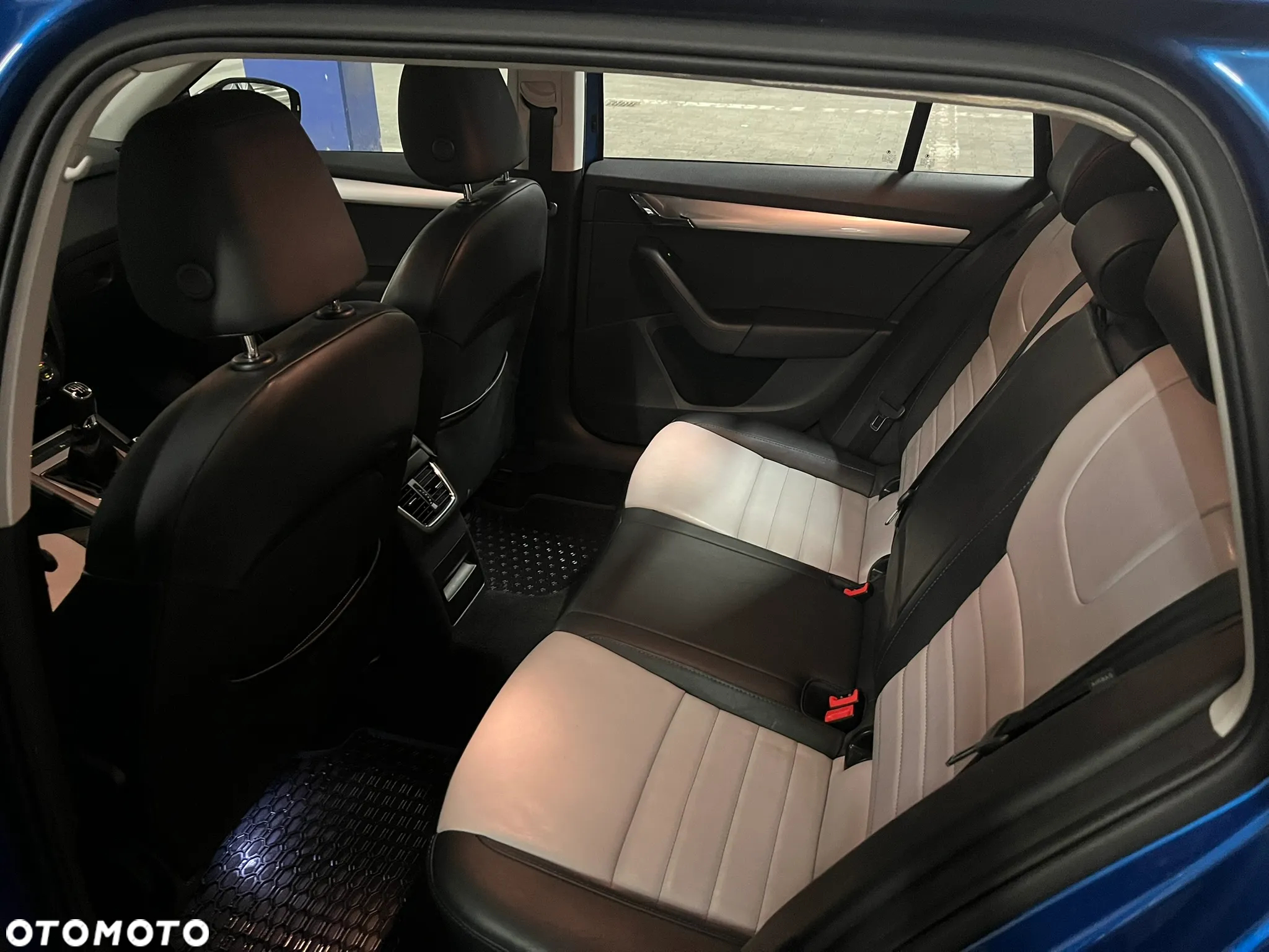 Skoda Octavia 1.8 TSI Style - 12