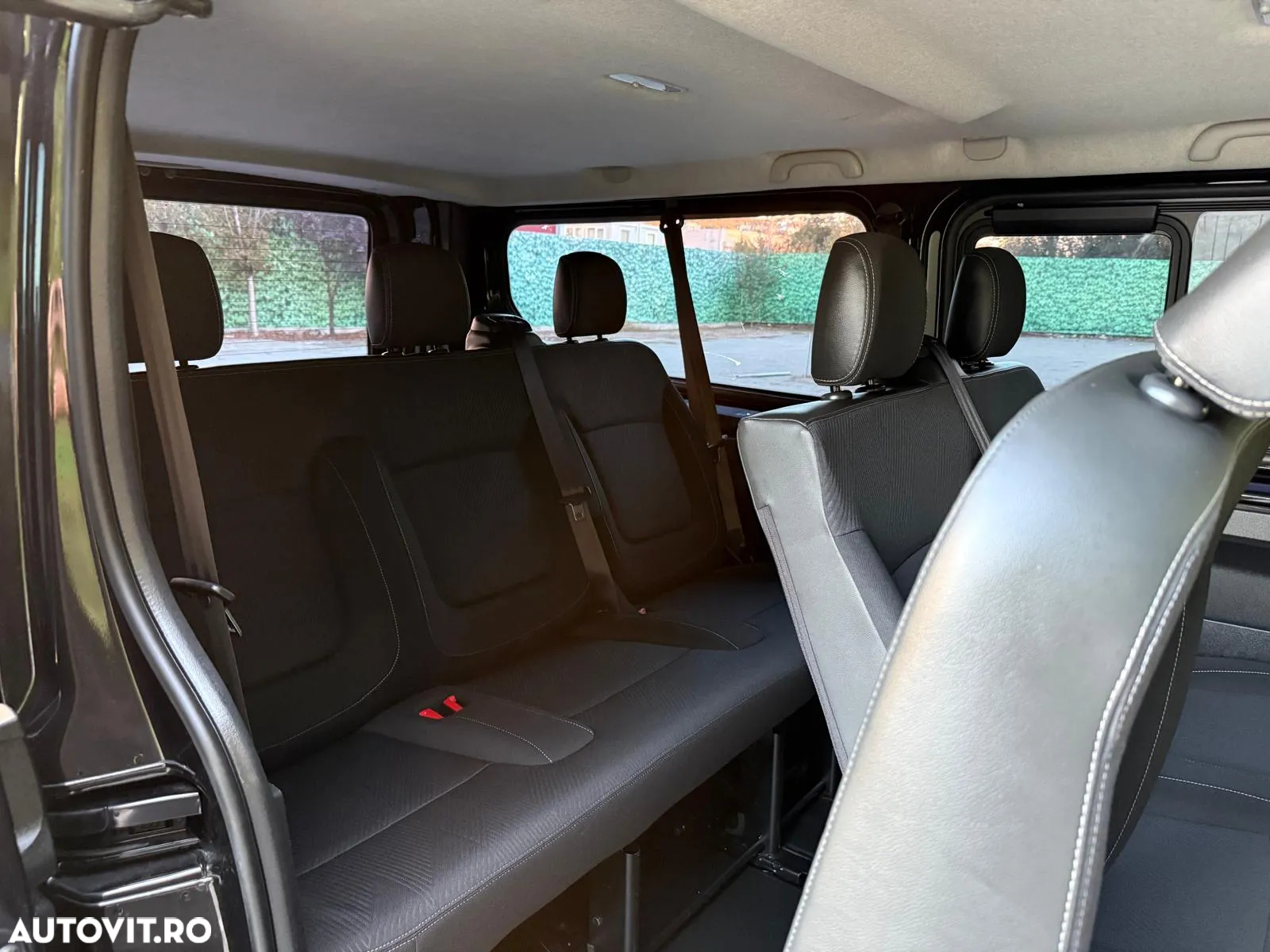 Renault Trafic Combi L2H1 1.6 dCi TT 145 7+1 Expression Plus - 18