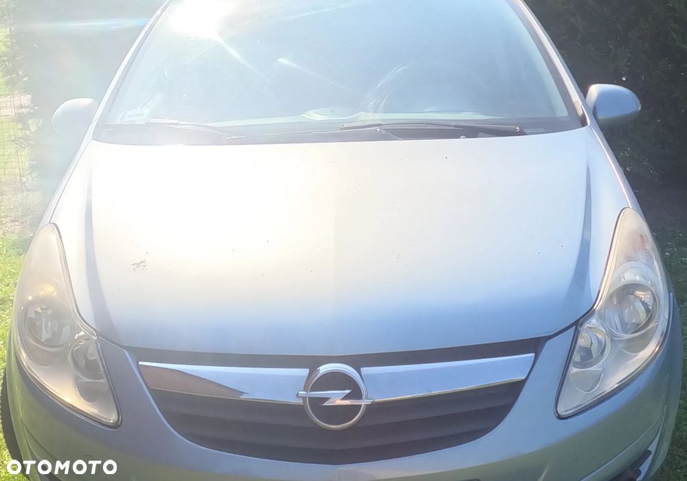 Opel Corsa 1.2 16V Essentia - 10