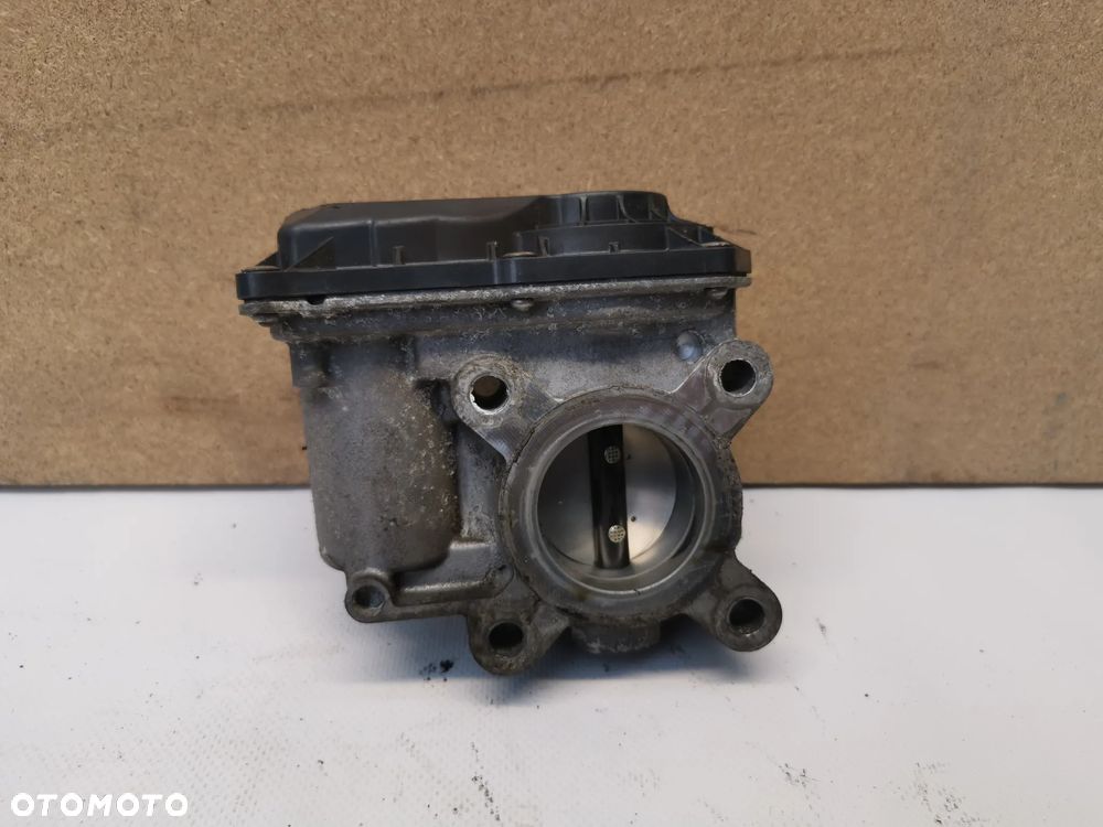 Renault Clio IV 0.9 CAPTUR Nissan Dacia Przepustnica 161204451R H8201171233 - 3