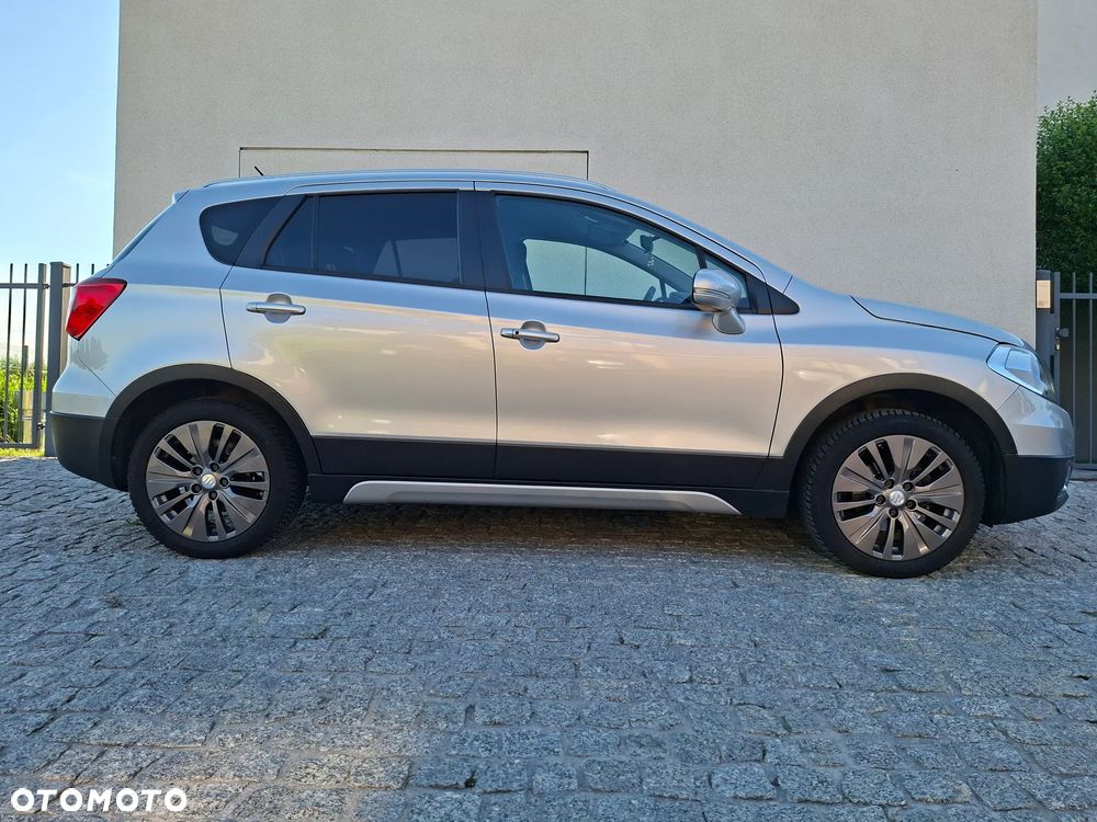 Suzuki SX4 S-Cross 1.6 Premium - 3