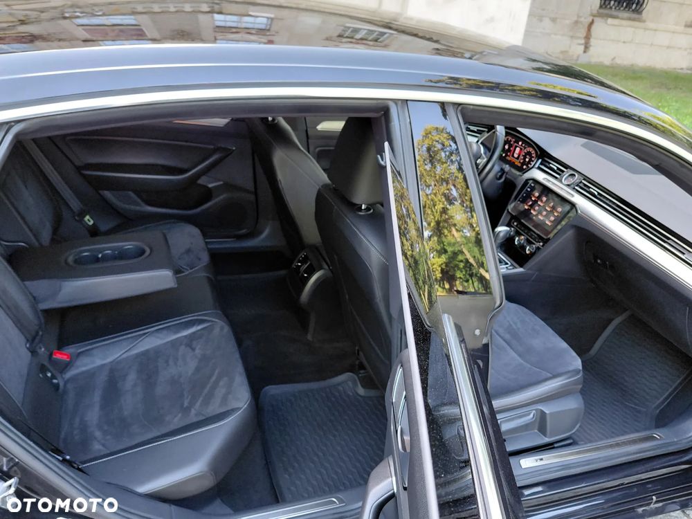 Volkswagen Arteon 2.0 TDI Bi-Turbo SCR 4Mot R-Line DSG - 20