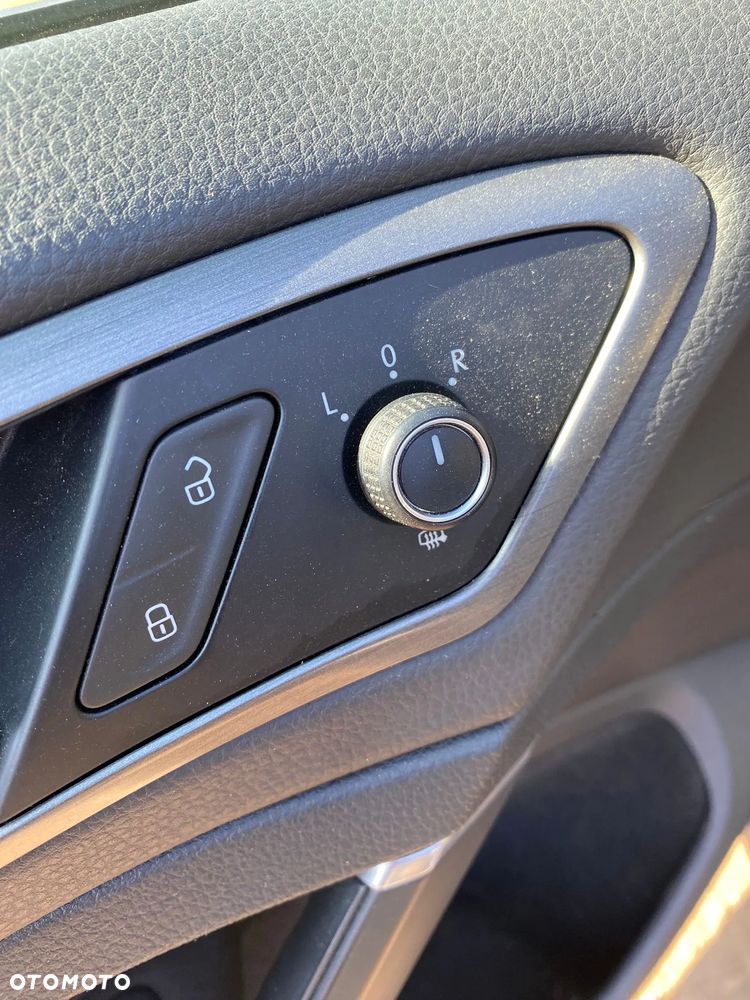 Volkswagen Golf 1.4 TSI ACT BlueMotion Technology DSG Highline - 19