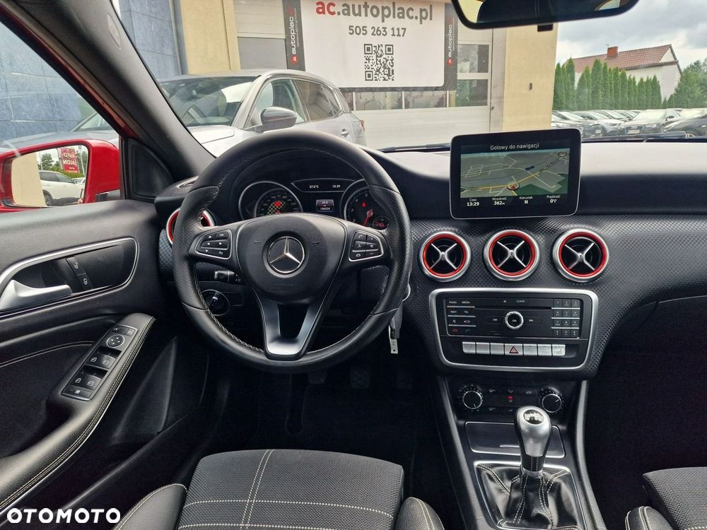 Mercedes-Benz Klasa A 180 (BlueEFFICIENCY) Urban - 18