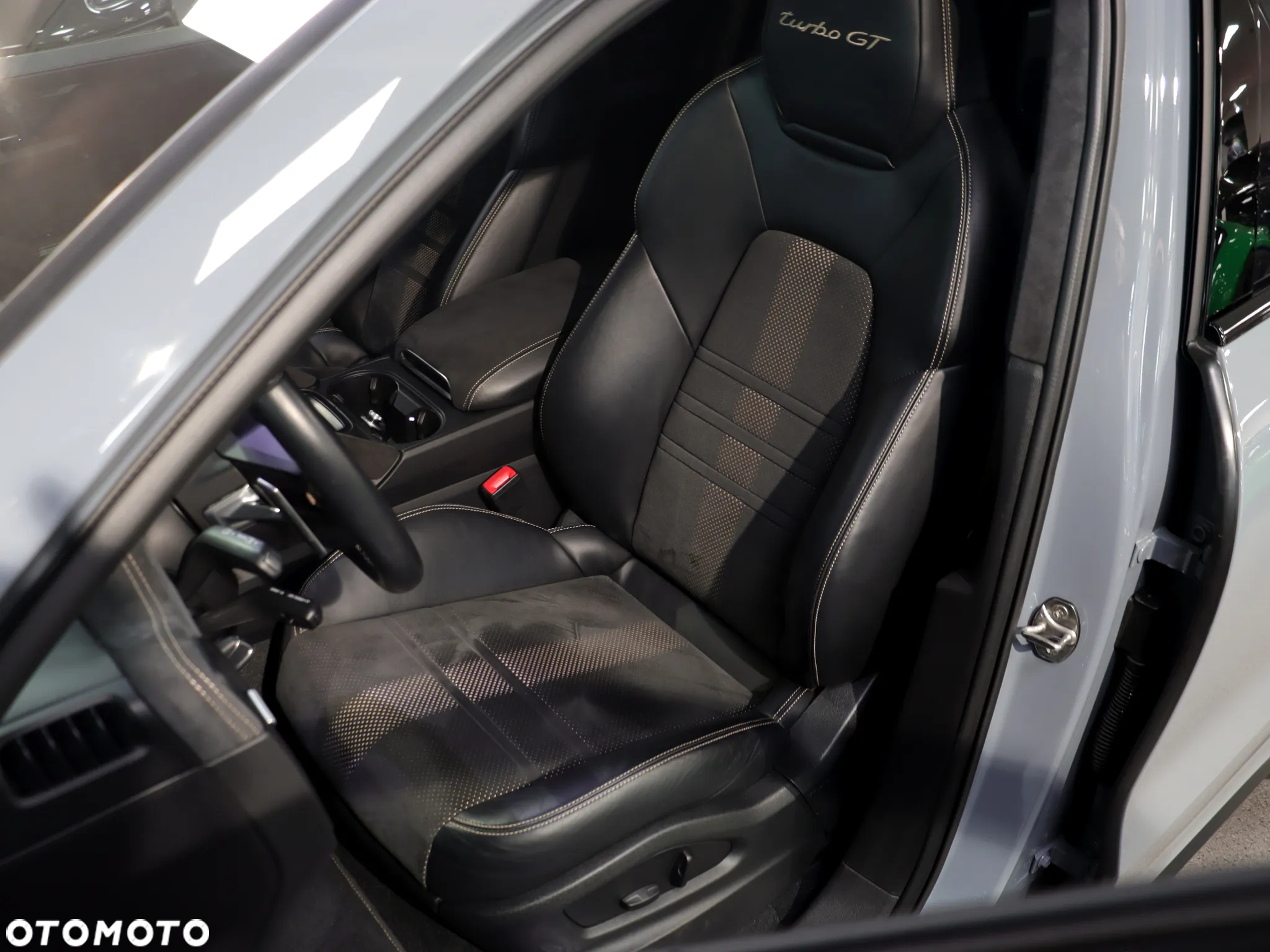 Porsche Cayenne Turbo GT - 16