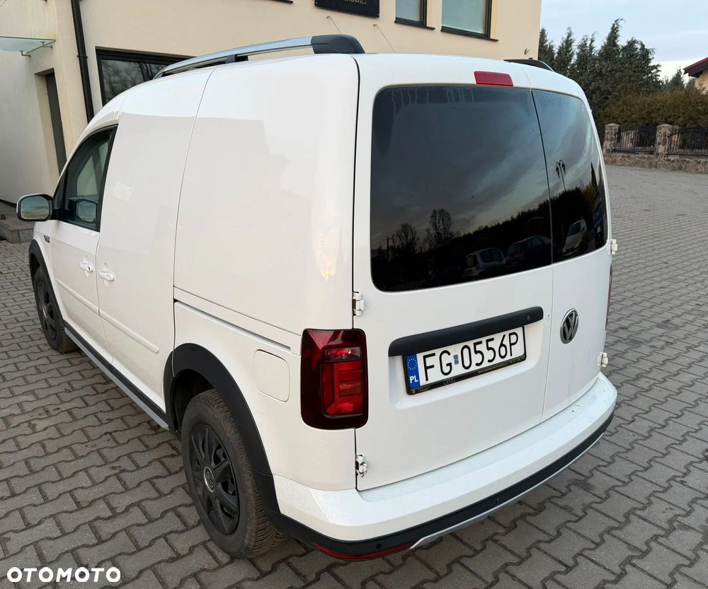 Volkswagen Caddy 2.0 TDI Alltrack - 2