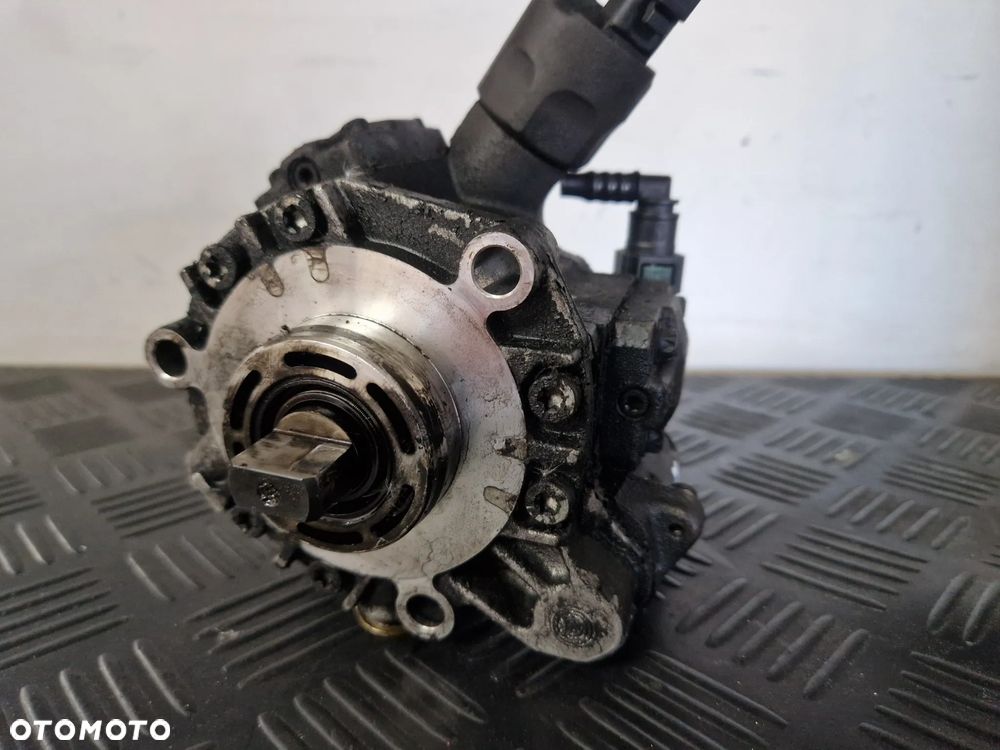 VOLVO C30 S40 II C70 V50 2.0 D 136KM POMPA WTRYSKOWA SIEMENS 9658197780 / A2C27100268 - 3
