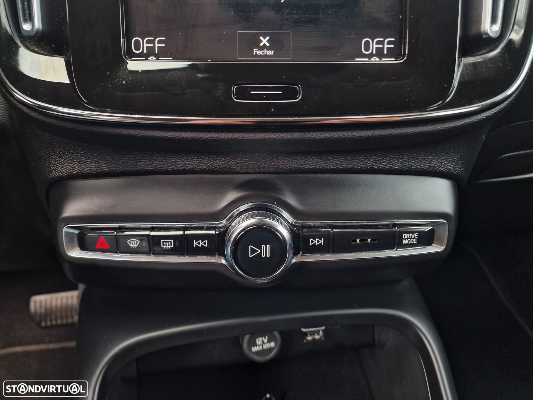 Volvo XC 40 - 30