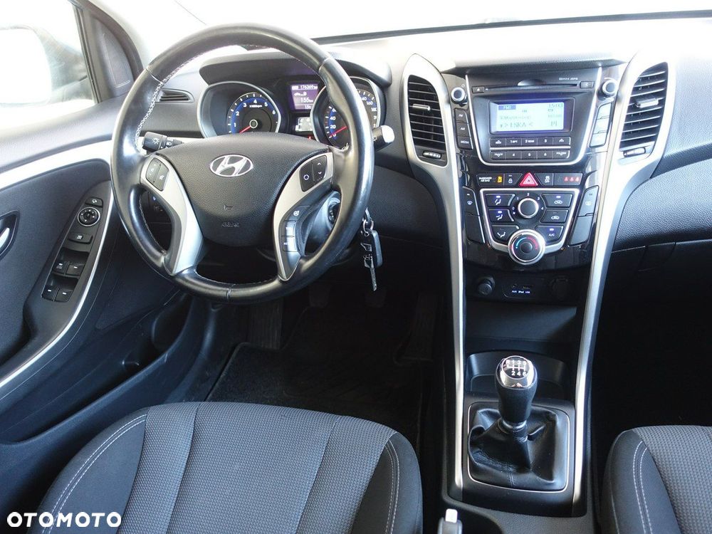 Hyundai i30 - 21