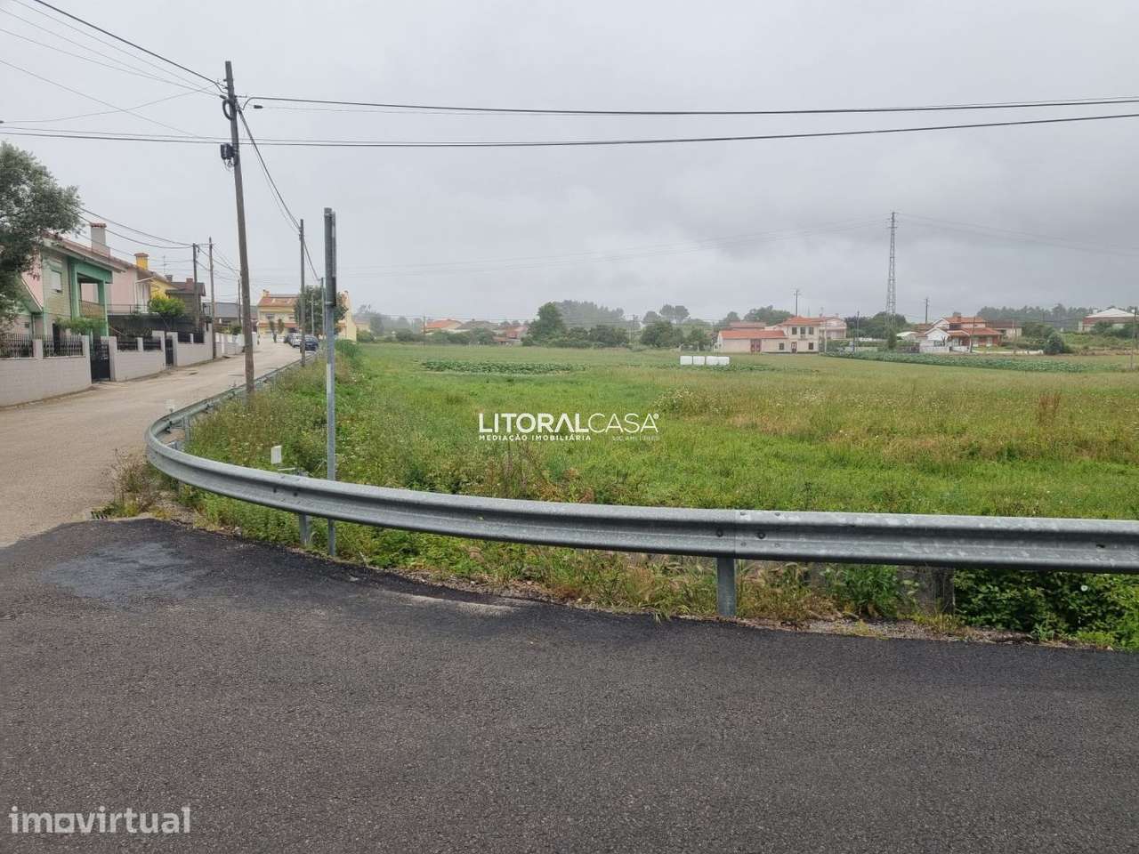 Terreno | Construção Moradias com três frentes em Azurva/Aveiro - Grande imagem: 4/14