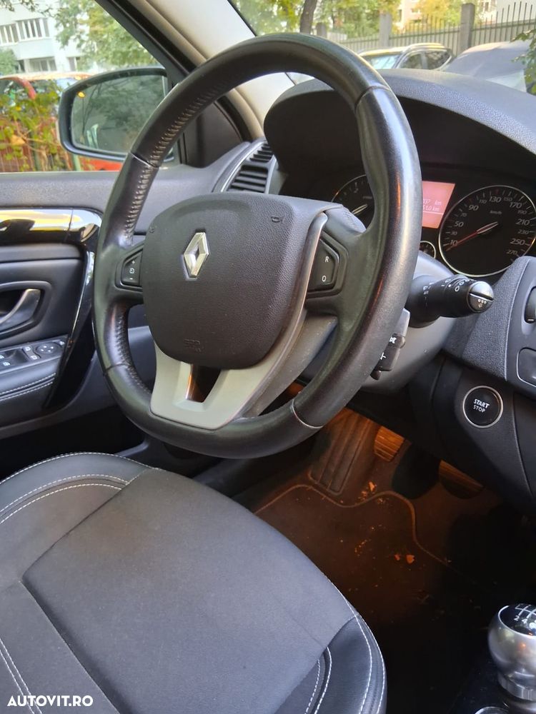 Renault Laguna 2.0dCi Initiale - 3