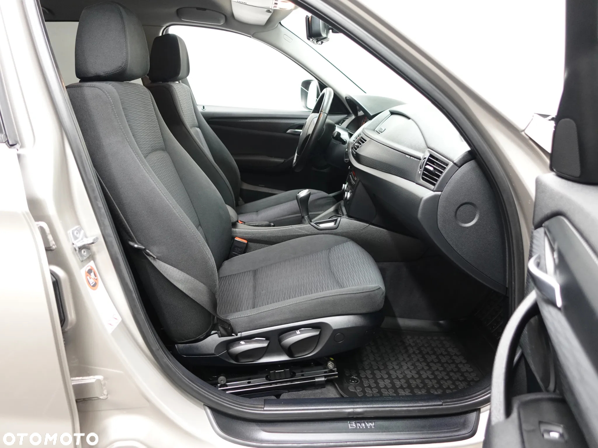 BMW X1 xDrive20d - 27
