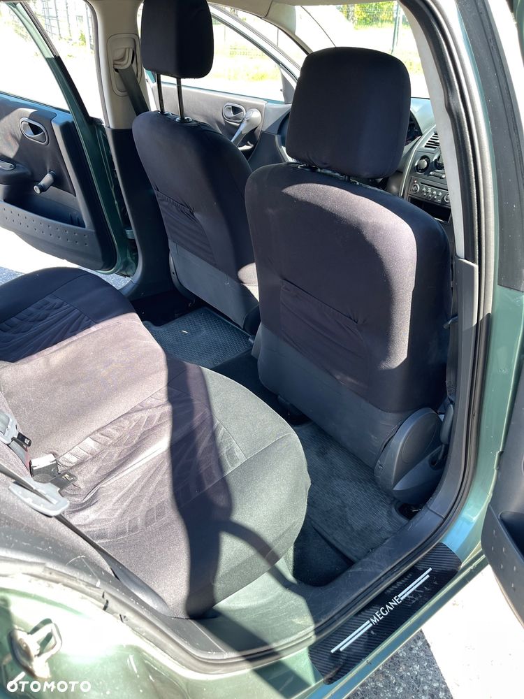 Renault Megane - 30