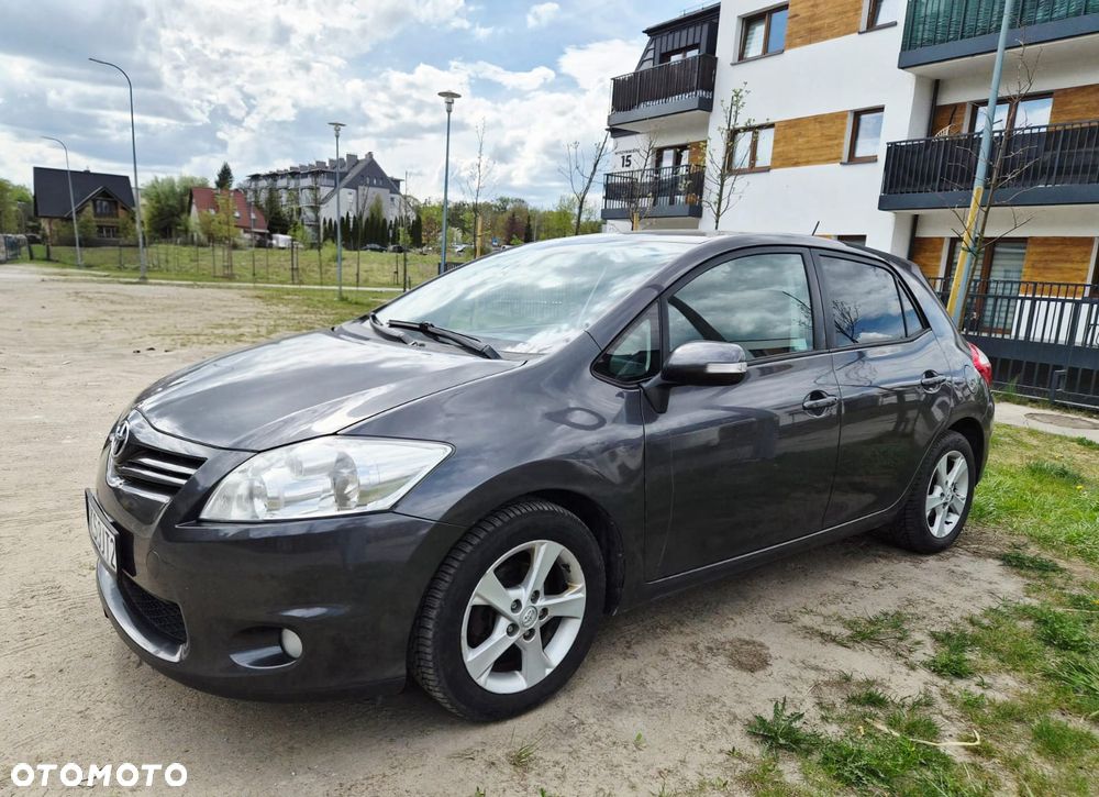Toyota Auris 1.6 Luna - 7