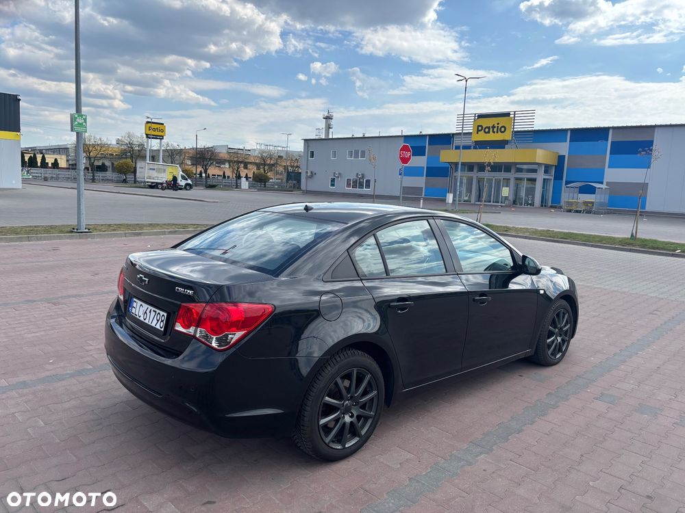 Chevrolet Cruze - 1