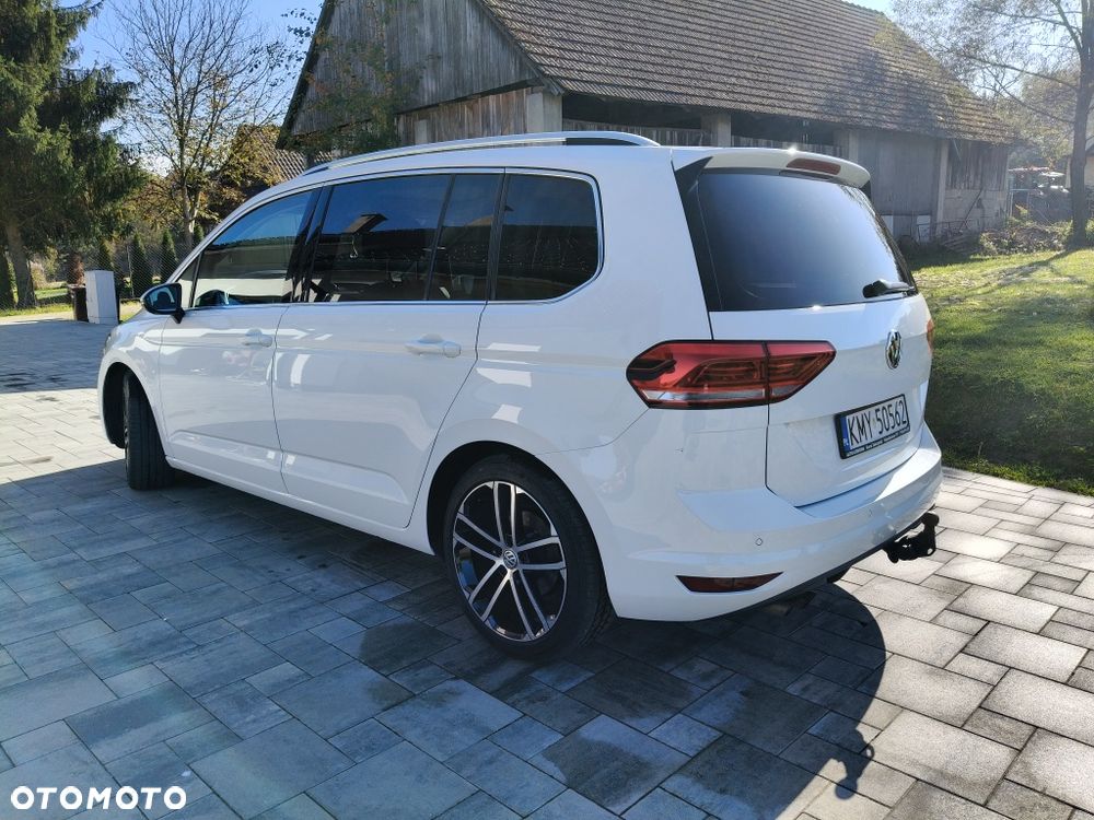 Volkswagen Touran 2016 photo 4