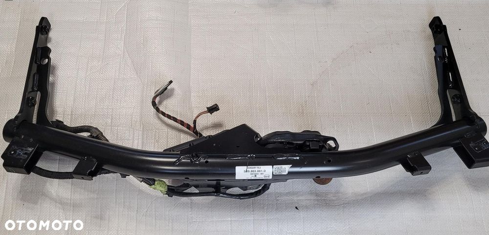 HAK HOLOWNICZY VW GOLF VIII KOMBI 2019- 5H9803881D - 6