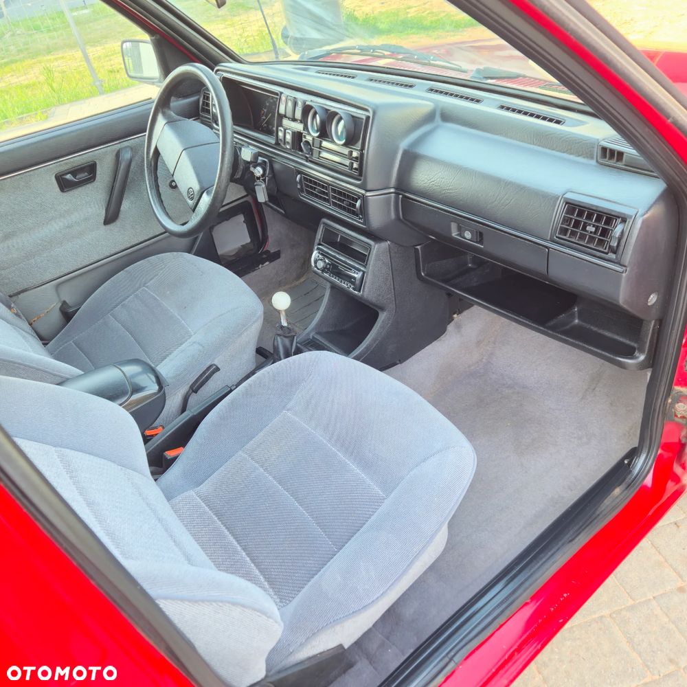 Volkswagen Golf - 9